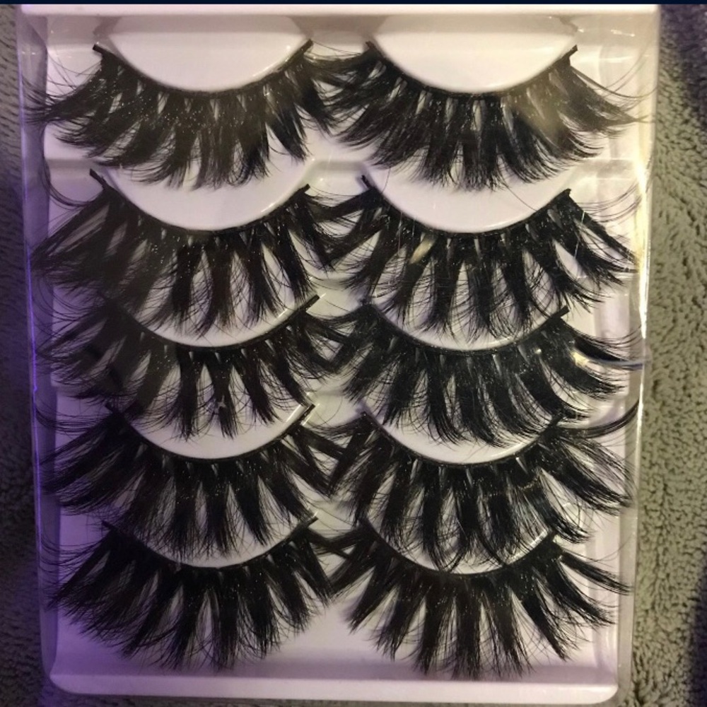 Eyelashes
